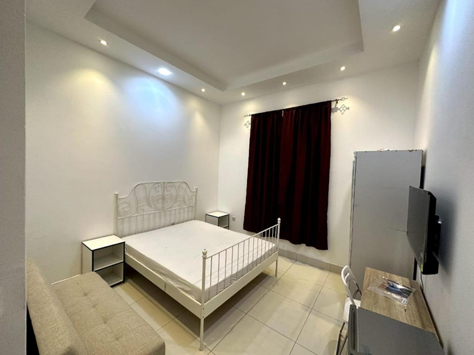 Bedroom 2, Economical Rooms for rent in Dubai, Dubai