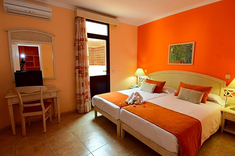 Bedroom 2, Villamar Hotel, Las Palmas