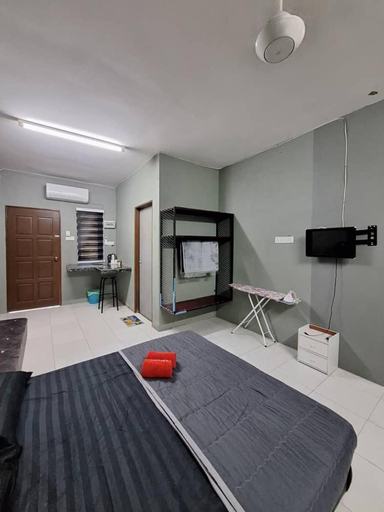 Bedroom 4, ROOMSTAY BIENA SANA, Pekan