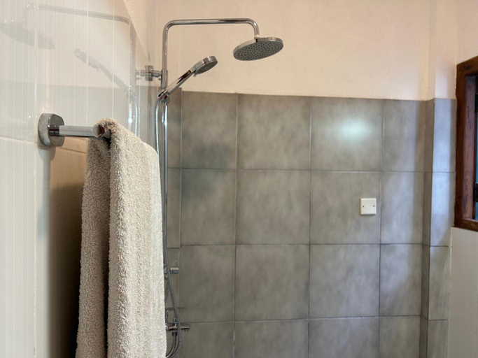 Bathroom, City Stay By Sunrise, Colombo