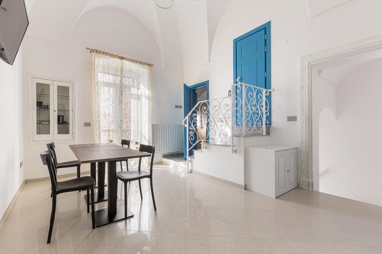 Others 5, Casa Ziago, Brindisi