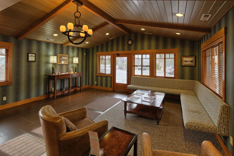 Public Area 3, Lakeside Lodge And Suites, Chelan