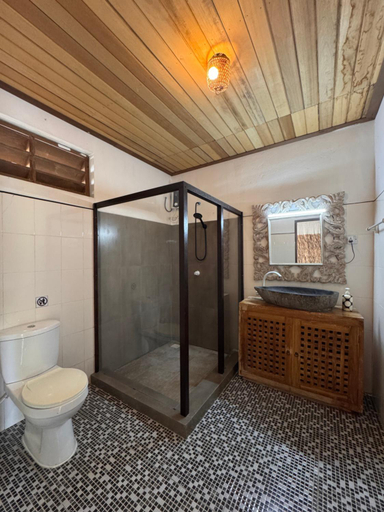 Bathroom 3, Iru Guest House, Kaafu Atoll