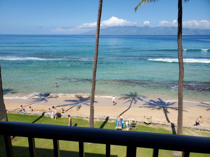 Others 4, The Noniluna One - Sleeps 10 Plus Pack N Play, Maui