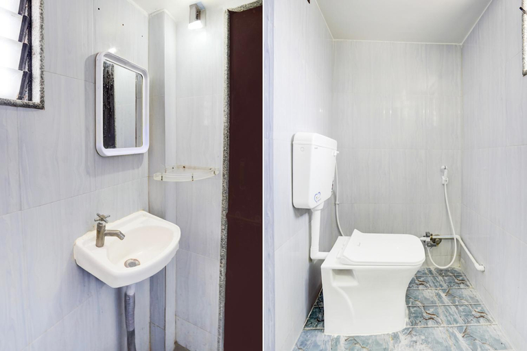 Bathroom 4, Hotel O Pimpalwadi Road Near Shirdi Sai Baba Temple, Ahmadnagar