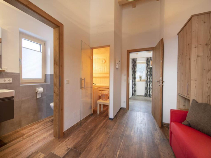 Facilities 5, Chalet in Neukirchen near Ski Lift, Zell am See
