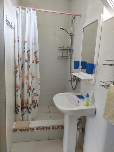 Bathroom 3, У Антонины, Tuapsinskiy rayon