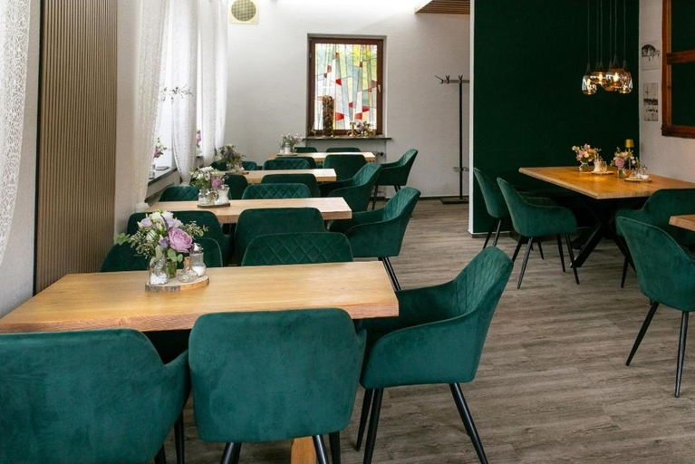 Food & Drinks 4, Gastehaus Cafe Heck Titisee, Breisgau-Hochschwarzwald