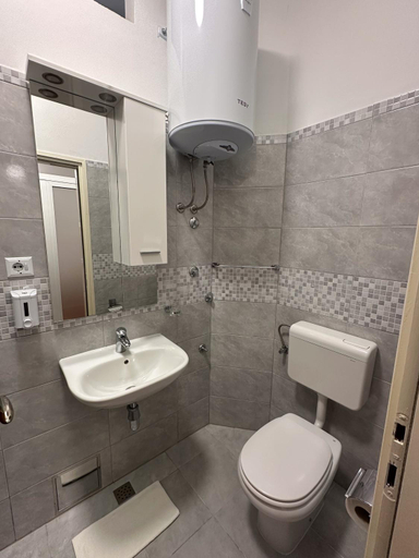 Others 2, Apartmani MM, Starigrad