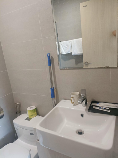Bathroom 5, The Dragon Castle, Hạ Long