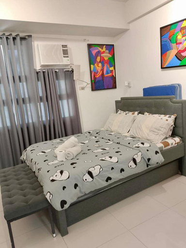 Bedroom 3, 101 Newport Boulevard, Pasay City