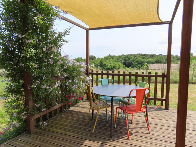 Others 4, Maison sur pilotis, Gironde