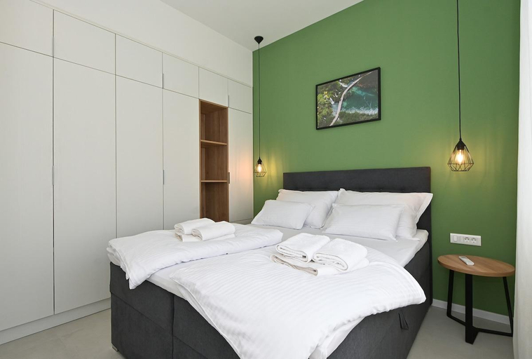 5, Steps from Palace & Riva - Old Town Pine, Split