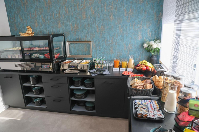 Food & Drinks 2, Second Home Hotel, Saalekreis