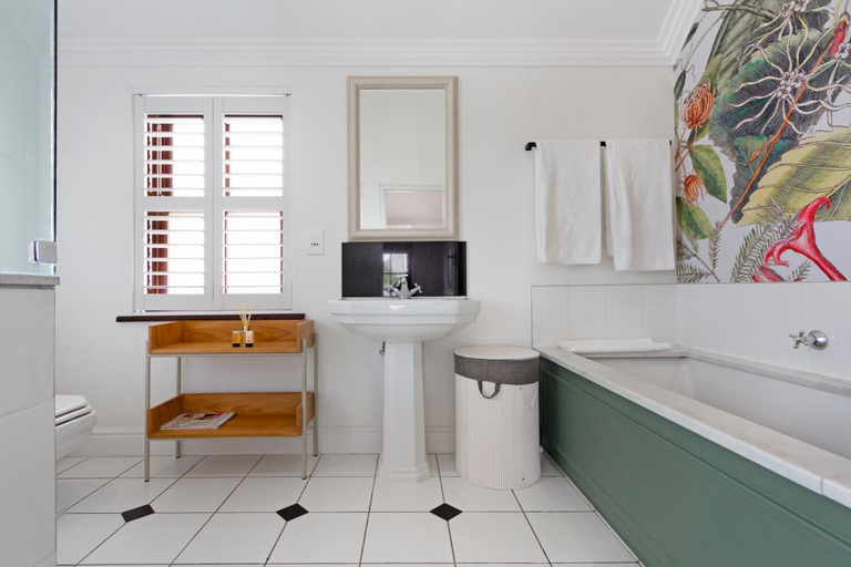 Bathroom 4, Winelands Golf Lodges 9, Cape Winelands
