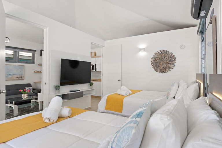 Others 5, Villas at Chalet De Buye