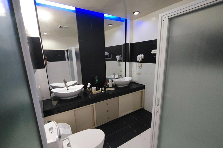 Bathroom 5, Bergamo Hotel Lingayen, Lingayen