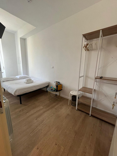 Others 5, Single Room with St Peters Basilica View, Rome