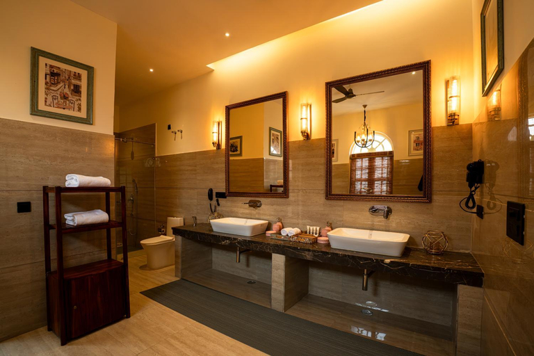 Bathroom 5, Dolce Vita - Luxury Vacation Villas, Ajmer