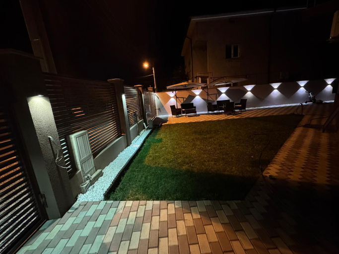 Others 3, Casa Marisa, Agigea