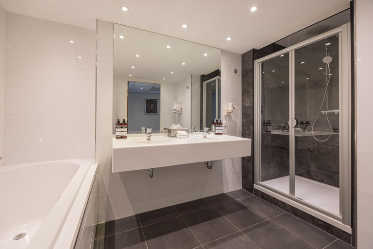 Bathroom 4, Amrath Grand Hotel Frans Hals, Haarlem