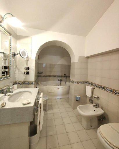 Bathroom 4, Sangiorgio Resort, Lecce