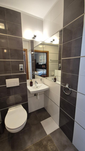 Bathroom 2, Noclegi Tyczyn, Rzeszów