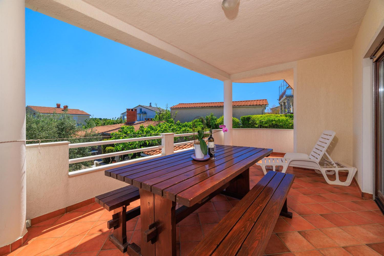Others 5, Apartments Info, Krk