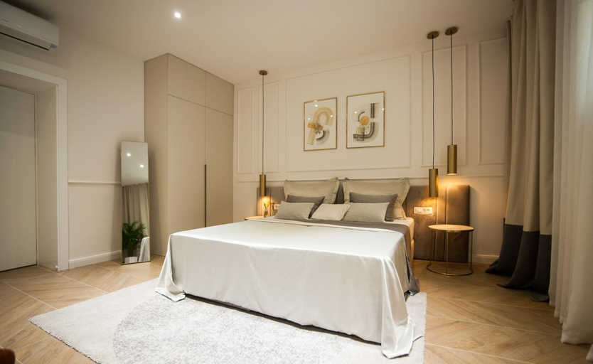 Others 2, Club boutique rooms, Split