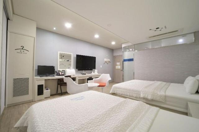 Bedroom 3, Ulsan Ilsan Windhill, Dong