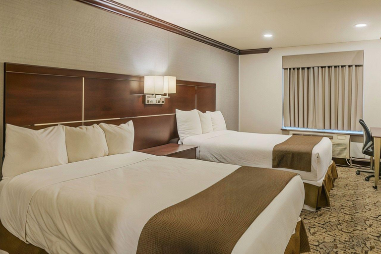 Bedroom 3, Woodbine Hotel and Suites, Toronto