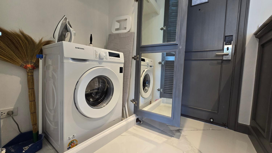 Bathroom 4, Allamanda laguna​, Phuket Island