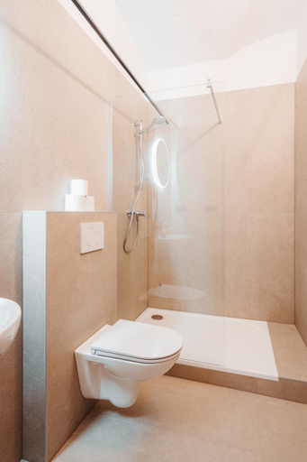 Others 3, Hviezdoslavova Apartments, Trnava Centre, Parking available, Trnava