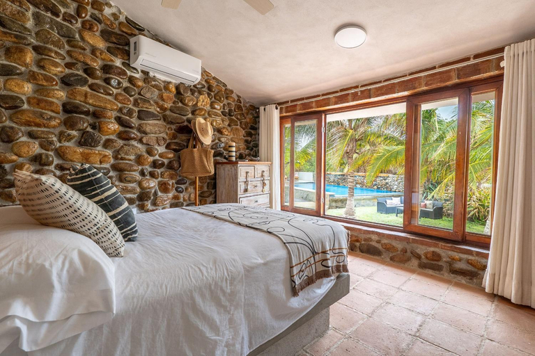 Bedroom 3, CasaPiedra, Dist. Pochutla