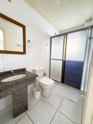 Bathroom, Klein Ville Esteio Centro, Esteio