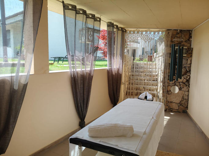 Bedroom 2, Shamare Resort ****, Hrpelje-Kozina