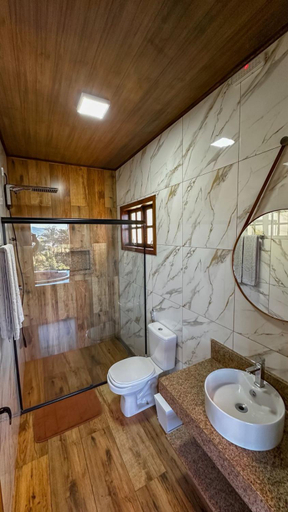 Bathroom 4, Chales Luar da Mantiqueira, Sapucaí-Mirim