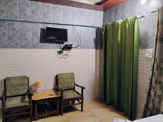 Bedroom 5, Hotel Nature's Nest inn , Chamoli