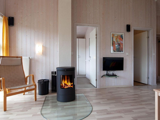 Others 4, person holiday home in GROEMITZ, Ostholstein
