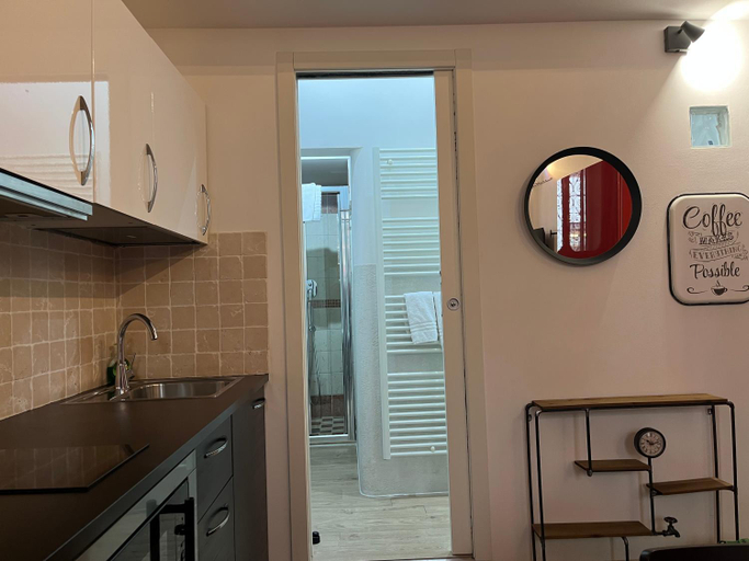 Others 5, Residenza Pedrotti, Vicenza