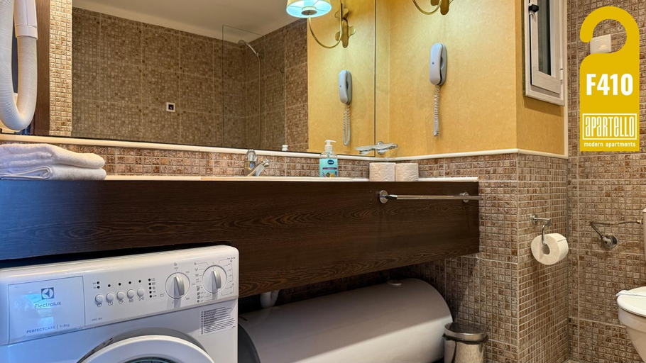 Bathroom 4, ROYAL BEACH - Private Apartments - Center of Sunny Beach, Nesebar