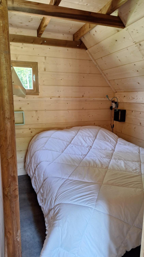 Bedroom 2, les cabanes du tertre, Loir-et-Cher