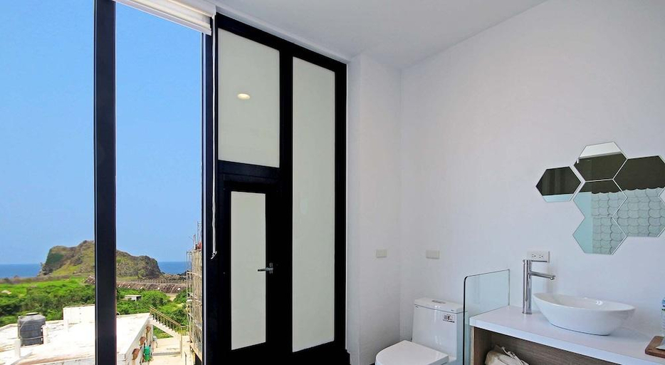 Bathroom 3, House16, Taitung