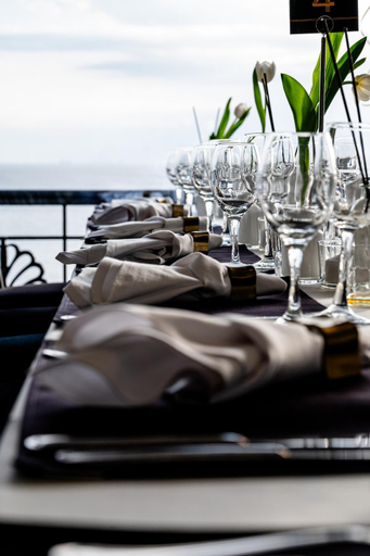 Food & Drinks 5, Coral Hotel Athens, Attica