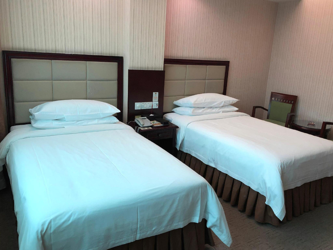 Bedroom 2, Vienna Hotel Meizhou Mei County Airport, Meizhou