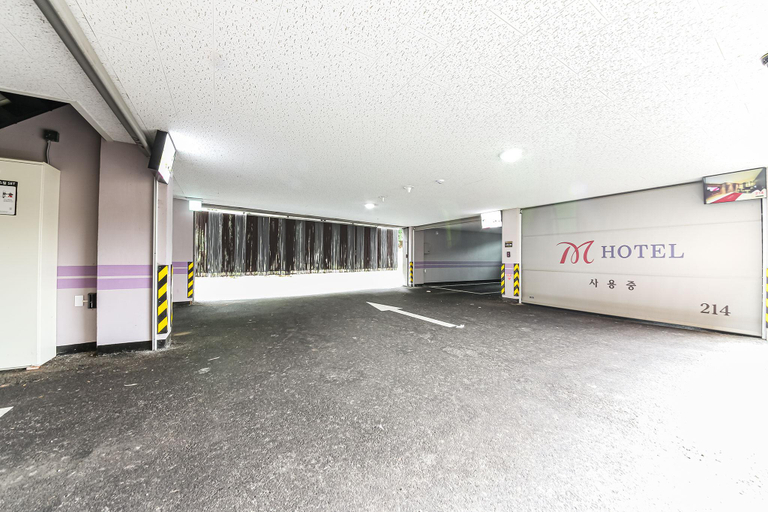 Others 3, Gimje M Hotel Drive-in, Gimje