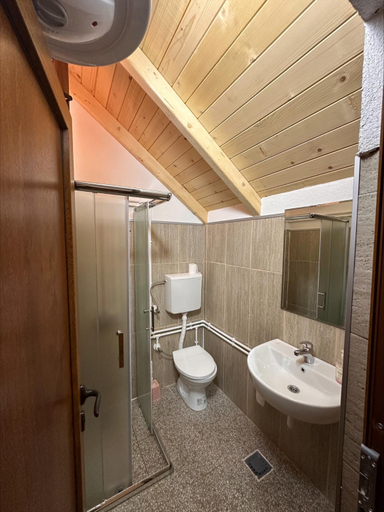 Bathroom, Vidikovac Uvac, Sjenica