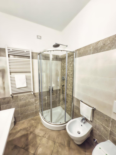 Bathroom 3, Hotel Roccaporena & Margherita, Perugia