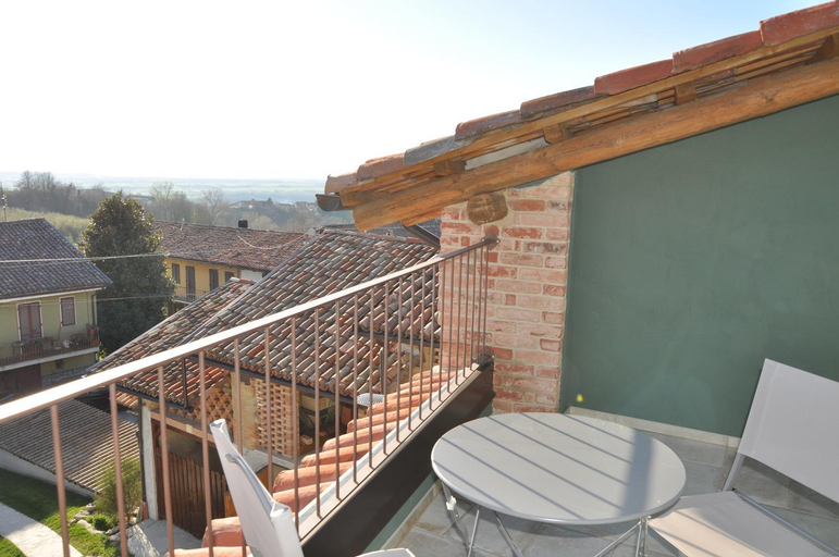 Others 2, Avie Honey Rooms & Breakfast, Cuneo