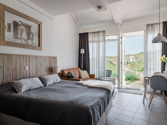 Bedroom, Seaside Double Duyn Suites, Zijpe